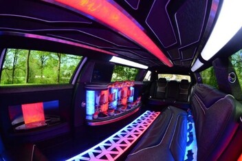 Waukegan Limousine Inside